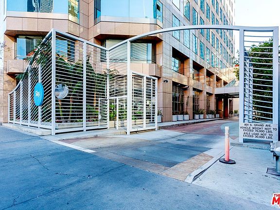 Building Driveway Entrance