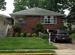 476 Stillwell Ave, Fort Lee, NJ 07024