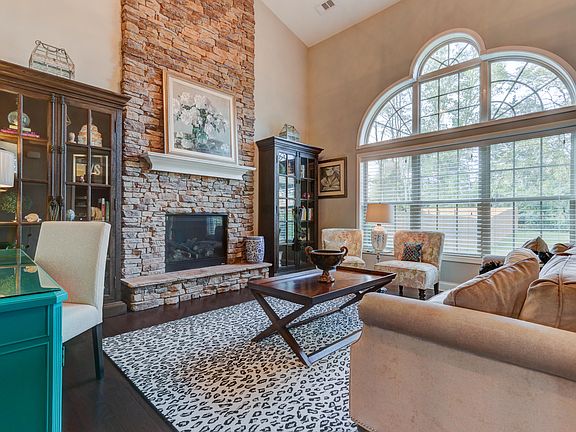 4th image of 3311 Teal Creek Ln