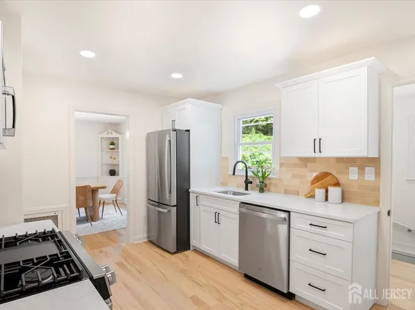 231 Milltown Rd, East Brunswick, NJ 08816