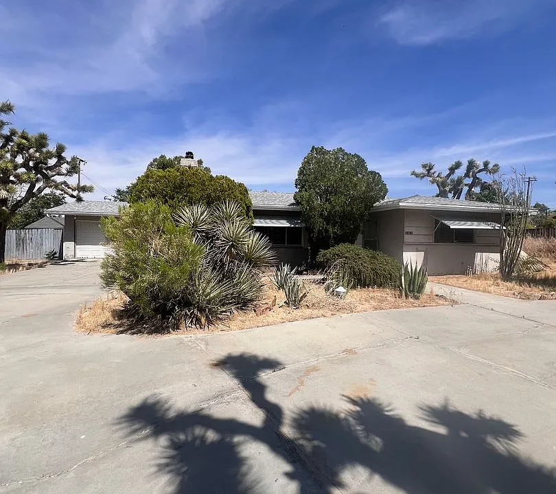 7401 Elata Ave