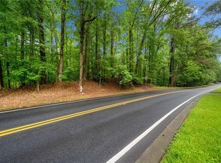 2260 Spalding Dr, Atlanta, GA 30350