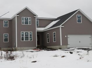 26 Verde Dr, Greenfield, MA 01301