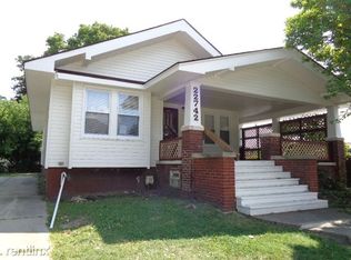 22742 Piper Ave, Eastpointe, MI 48021