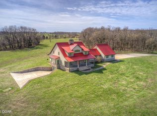 17777 Parrot Rd, Neosho, MO 64850