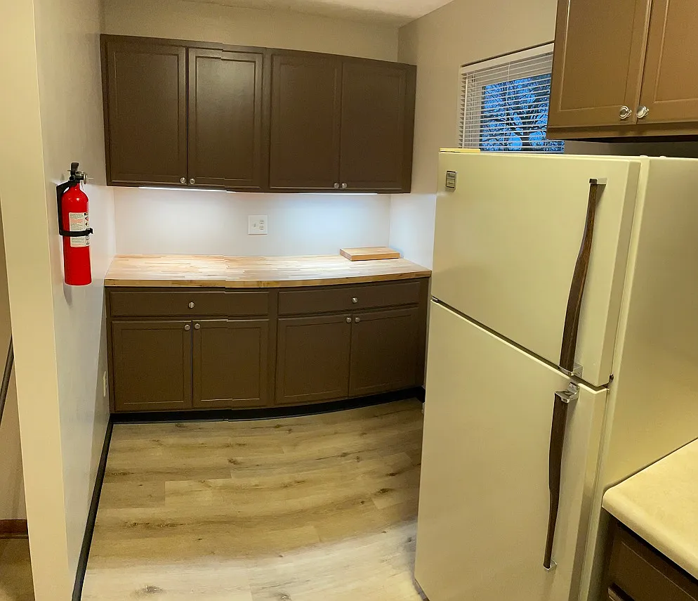 2 bed, 800 sqft, $995 — Photo 2