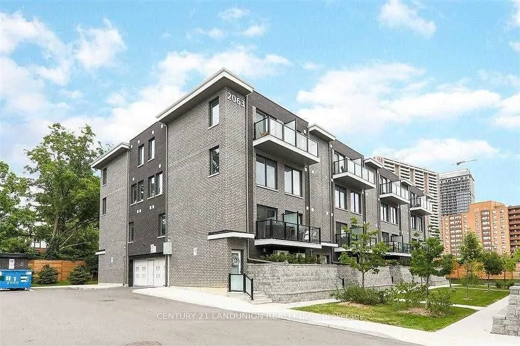 3 bed, $3,200 — Photo 1
