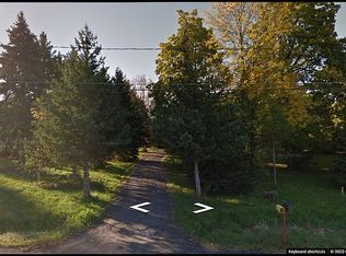 3926 Lower Mountain Rd, Lockport, NY 14094