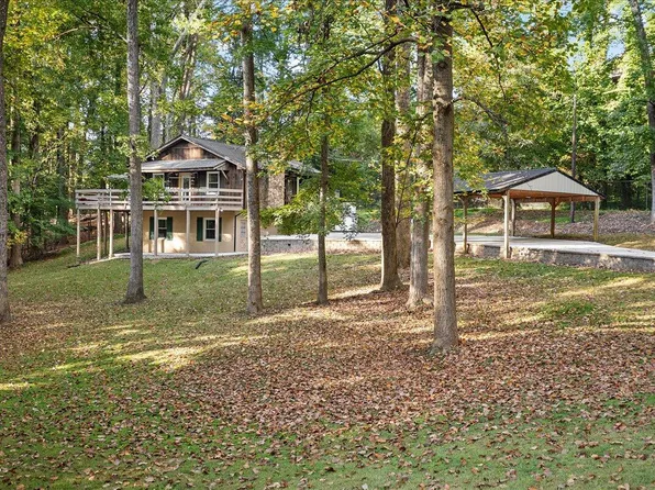 6403 Myra Rd, Raleigh, NC 27606