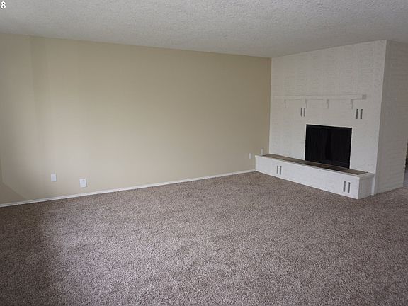 4th image of 3508 NE 86th Ave