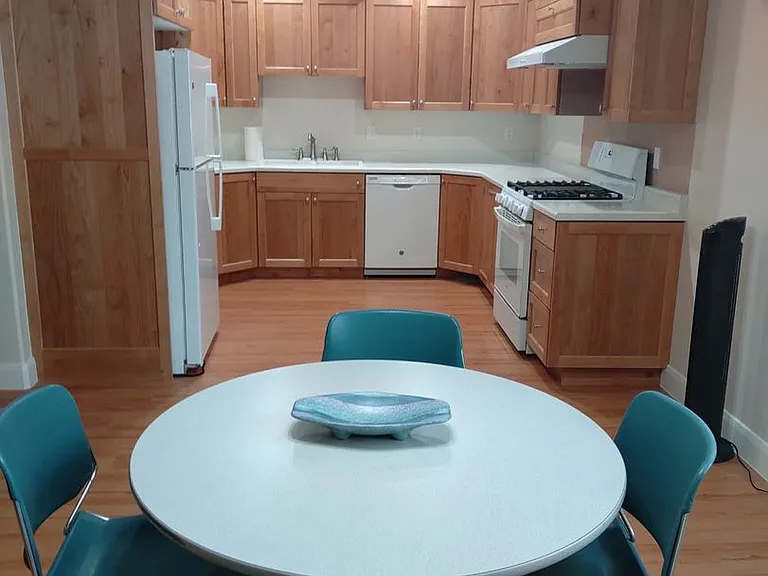 2866 W Hawk Dr #B — Photo 11