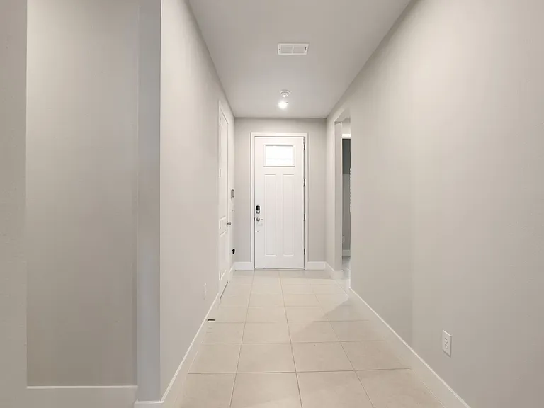 17982 Grand Prosperity Dr — Photo 3