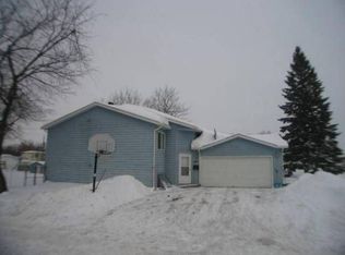 226 7th Ave W, West Fargo, ND 58078