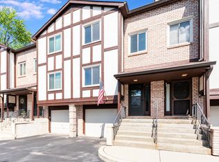 334 Ashland Ave, Highwood, IL