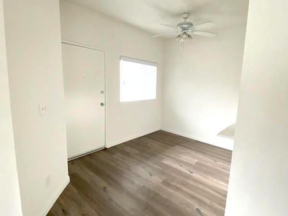 3rd image of 868 S Kingsley Dr #2077