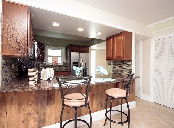 5th image of 770 Sundial Ct Unit 107