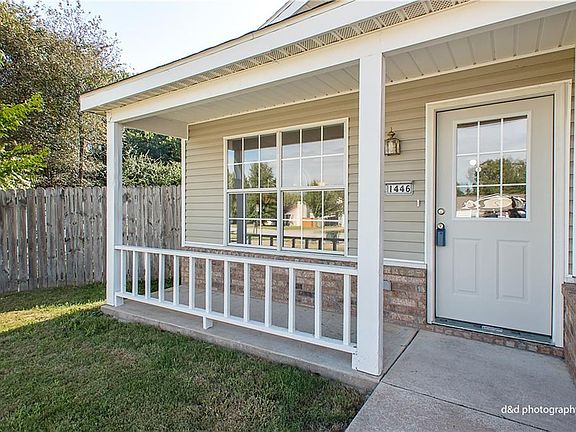 4th image of 1446 N Timbercrest Ave