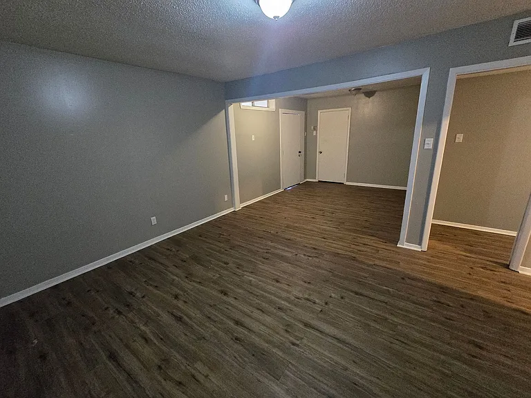 49 Saxony Cir — Photo 18