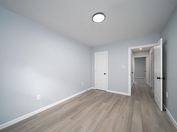 5th image of 3120 Stonewall St