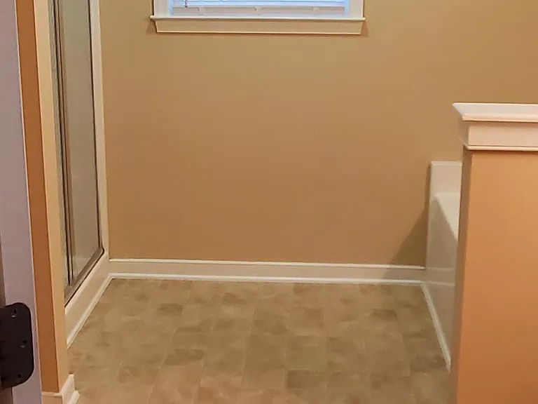 OWNERS SUITE BATHROOM