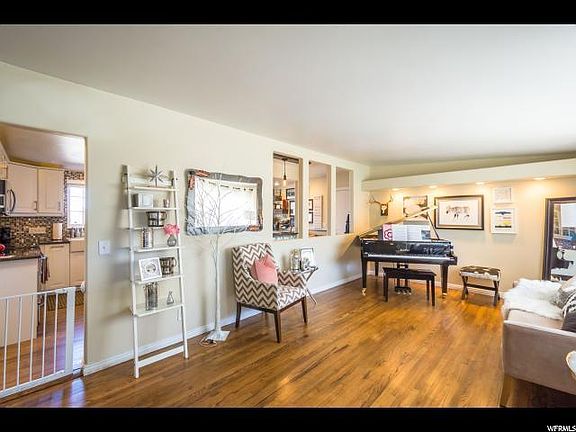 2nd image of 2377 E Cardinal Way