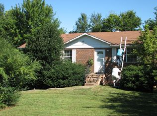 719 Ranch Hill Dr, Clarksville, TN 37042