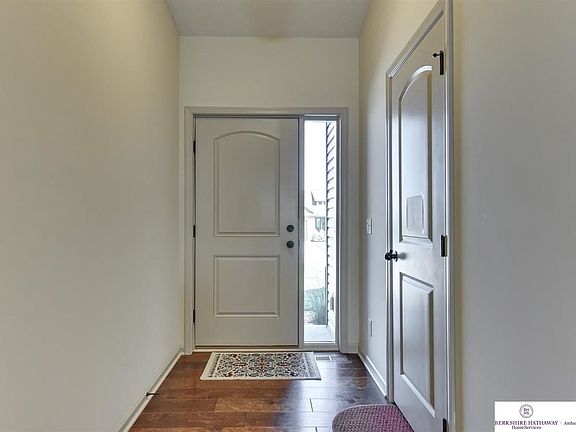 5th image of 4216 Windward Dr