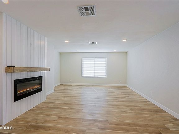 4th image of 5627 W COMET Avenue