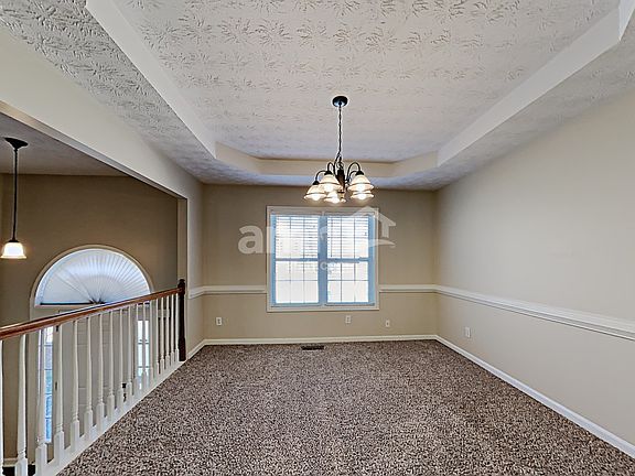 5th image of 2922 Oak Vista Way