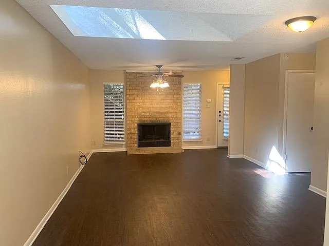 1301 Bent Tree Ln — Photo 3