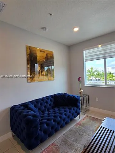 10222 NW 64th Way Photo 1