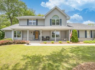 W153N5311 Plaza DRIVE, Menomonee Falls, WI 53051
