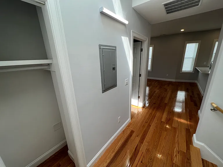 126 Cross St #9 — Photo 12