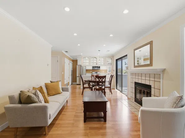 55 Hector Lane W, Novato, CA 94949