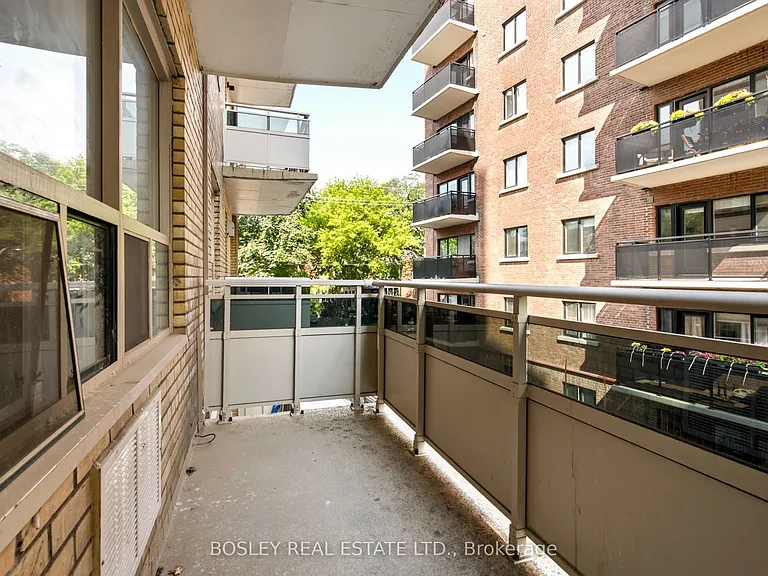 85 Lawton Blvd #304 — Photo 15