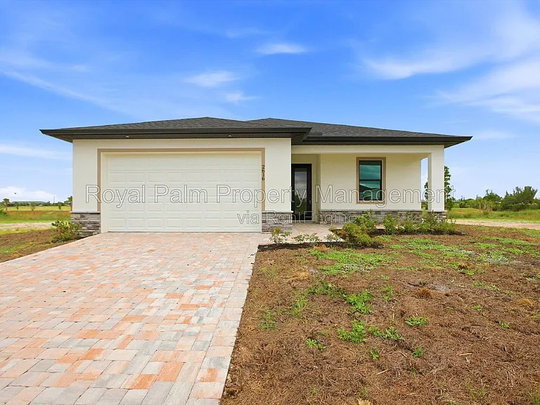 2616 NW 9th Ave — Photo 5
