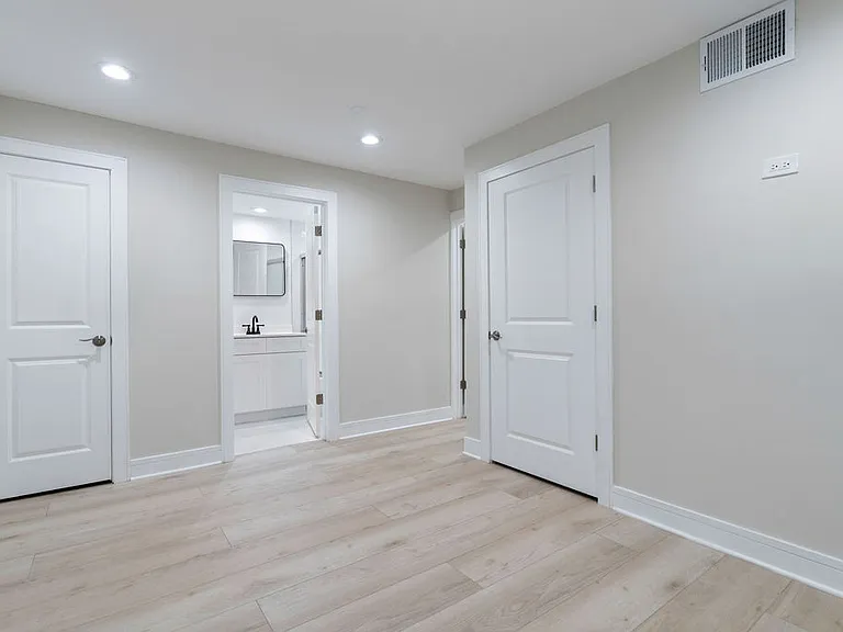 1624 N Bell Ave #G — Photo 17