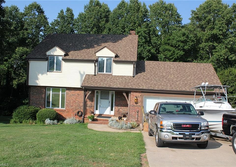 1st image of 137 Lala Dr