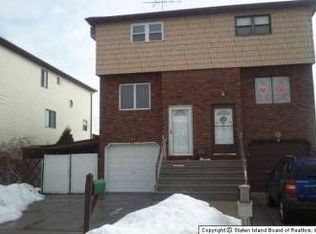 139 Brook Ave, Staten Island, NY 10306