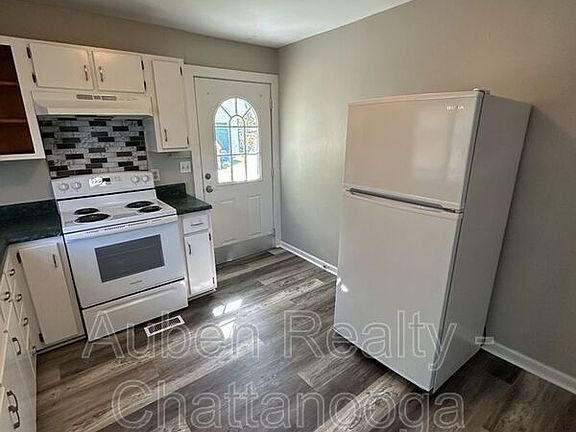4th image of 304 James St