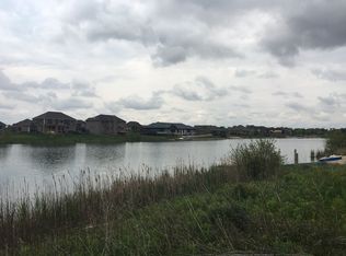 24011 S Sunset Lakes Dr, Manhattan, IL 60442