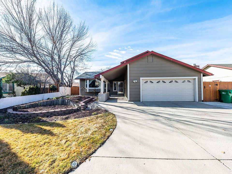 1st image of 1279 Coachman Dr