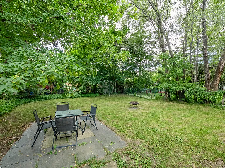 2344 Midway Ave #A — Photo 27