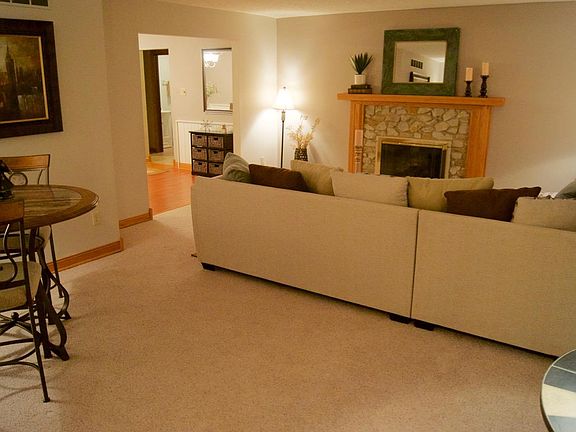 5th image of 2405 Natalie Ln