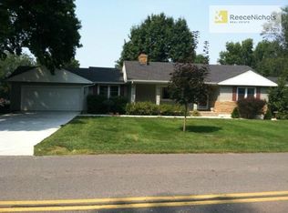 2109 SW Walnut St, Blue Springs, MO 64015