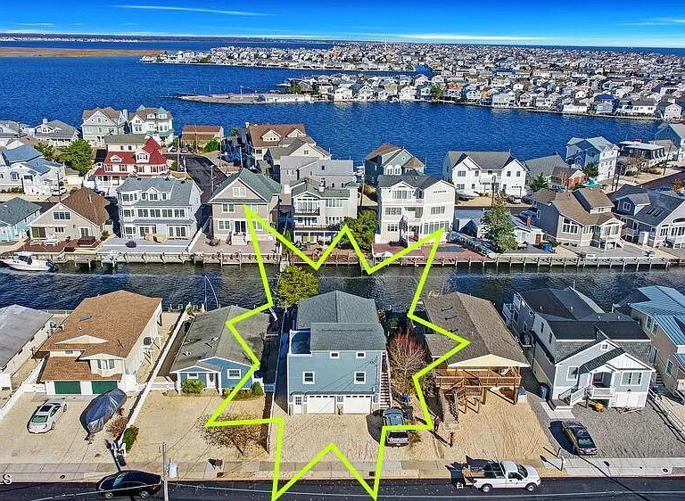 256 Ocean Bay Blvd — Photo 2