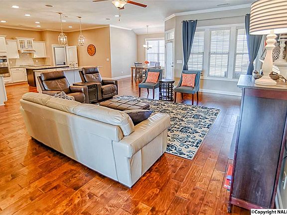 5th image of 4503 Holloway Cir SE