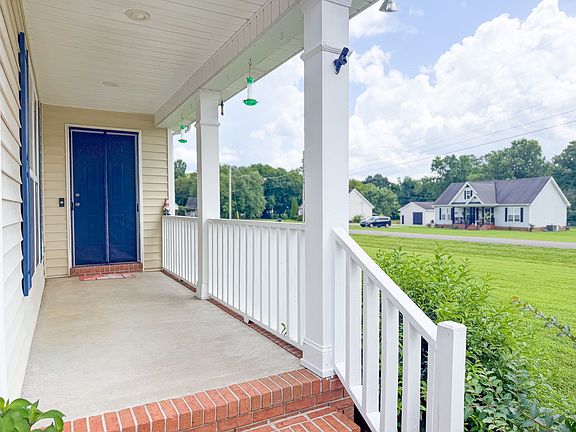 4th image of 265 Sagewood Dr