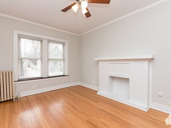 3rd image of 1608 W Olive Ave #1
