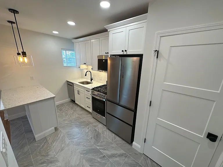 Worthington St 1445 HHR — Photo 14